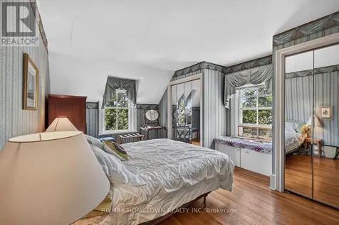 33 Park Street Brockville ON K6V 2G3