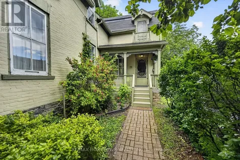 33 Park Street Brockville ON K6V 2G3