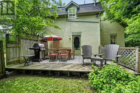 33 Park Street Brockville ON K6V 2G3