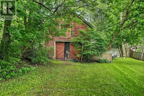 33 Park Street Brockville ON K6V 2G3