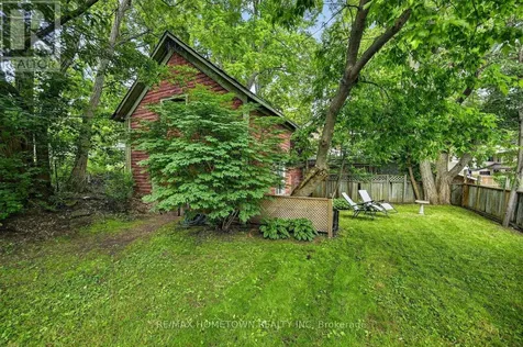 33 Park Street Brockville ON K6V 2G3