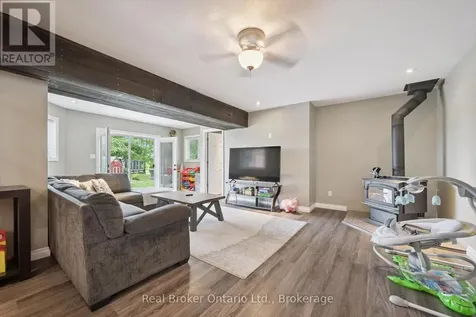 170 Elmslie Place Centre Wellington ON N0B 1S0