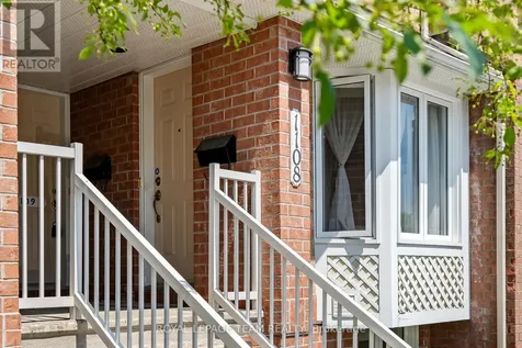 1108 Gablefield Private Ottawa ON K1J 1E3