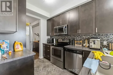 205 Losino Crescent Ottawa ON K2V 0E4