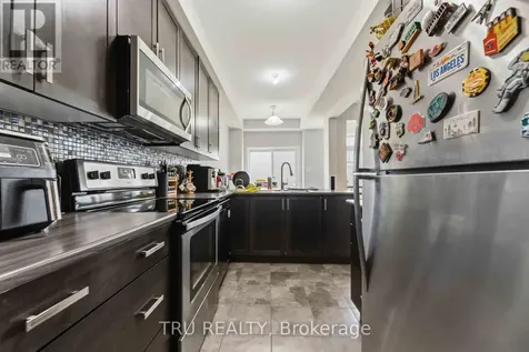 205 Losino Crescent Ottawa ON K2V 0E4
