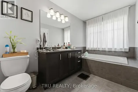 205 Losino Crescent Ottawa ON K2V 0E4