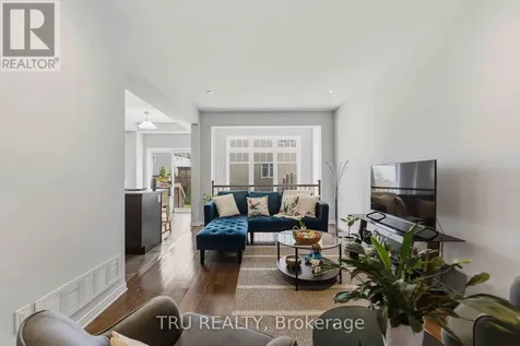 205 Losino Crescent Ottawa ON K2V 0E4