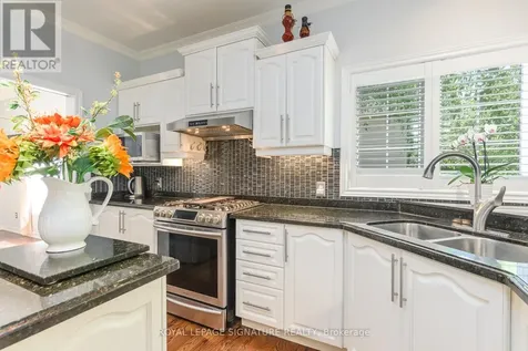 27 Autumn Ridge Trail Kitchener ON N2P 2J6