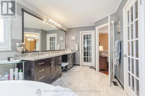 27 Autumn Ridge Trail Kitchener ON N2P 2J6