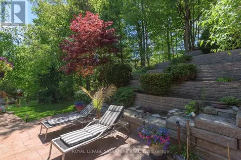 27 Autumn Ridge Trail Kitchener ON N2P 2J6