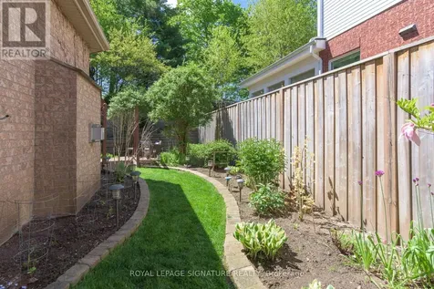 27 Autumn Ridge Trail Kitchener ON N2P 2J6
