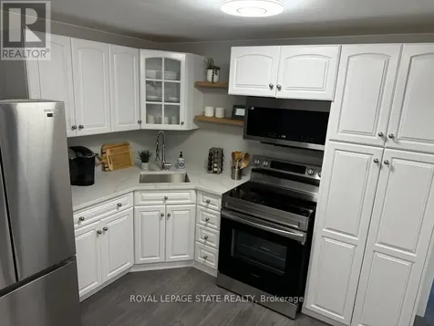 348 Springbrook Avenue Hamilton (ancaster) ON L9K 0K3