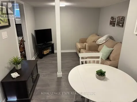 348 Springbrook Avenue Hamilton (ancaster) ON L9K 0K3