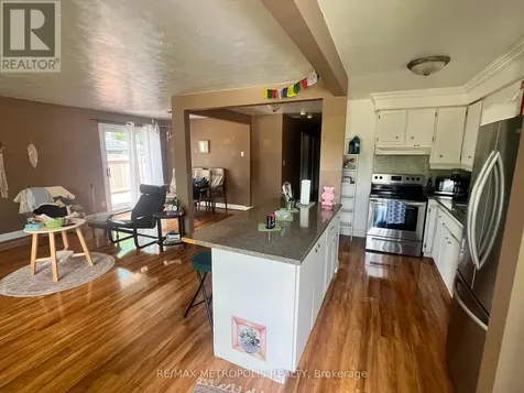 708 Glen Forrest Boulevard Waterloo ON N2L 4K8