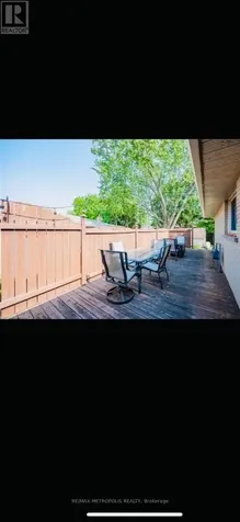 708 Glen Forrest Boulevard Waterloo ON N2L 4K8