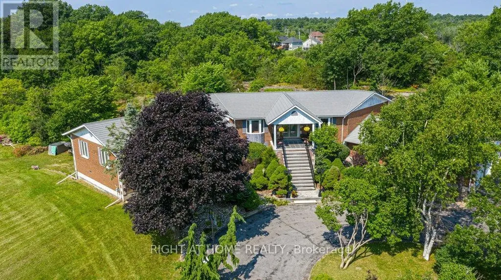 550 Queen Street East Gananoque ON K7G 2B1