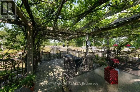 550 Queen Street East Gananoque ON K7G 2B1