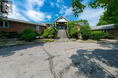 550 Queen Street East Gananoque ON K7G 2B1