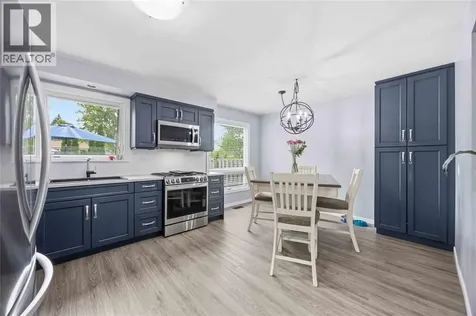 862 Montrose Street Sarnia ON N7T 5B7