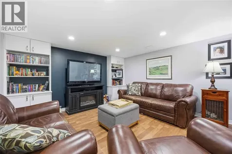 862 Montrose Street Sarnia ON N7T 5B7
