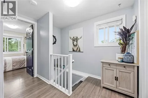 862 Montrose Street Sarnia ON N7T 5B7