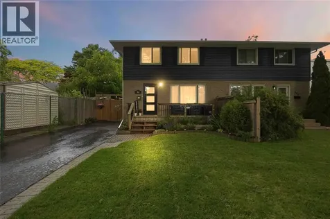 862 Montrose Street Sarnia ON N7T 5B7