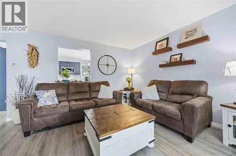 862 Montrose Street Sarnia ON N7T 5B7