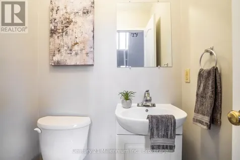 10 Baker Street Wasaga Beach ON L9Z 2H1