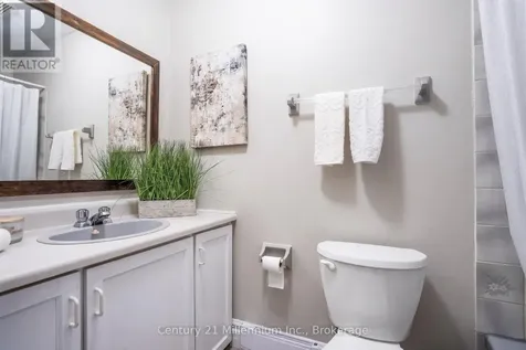 10 Baker Street Wasaga Beach ON L9Z 2H1