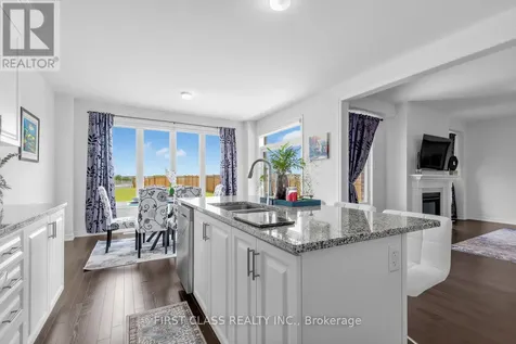 15 Abbey Crescent Barrie ON L9J 0W9