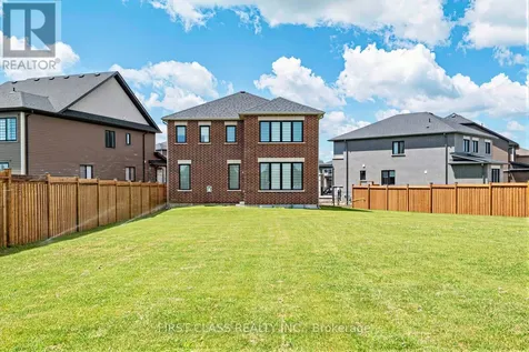 15 Abbey Crescent Barrie ON L9J 0W9