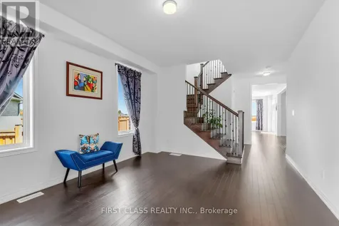 15 Abbey Crescent Barrie ON L9J 0W9