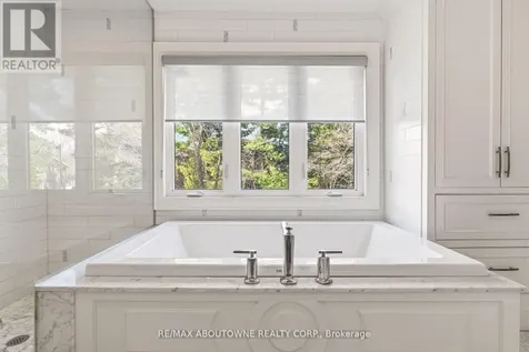356 Shoreacres Road Burlington (shoreacres) ON L7L 2H5