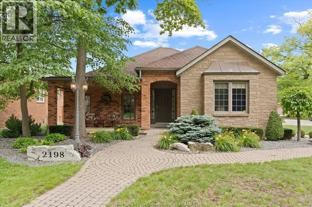 2198 Suzanne Street Lasalle ON N9H 2K3