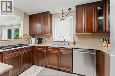 2198 Suzanne Street Lasalle ON N9H 2K3