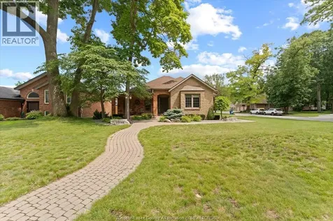 2198 Suzanne Street Lasalle ON N9H 2K3