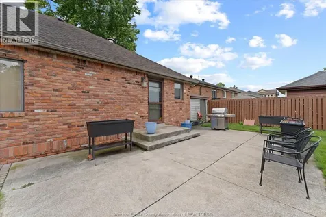 2198 Suzanne Street Lasalle ON N9H 2K3