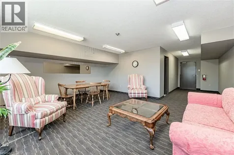 35 Green Valley Drive Kitchener ON N2P 2A5