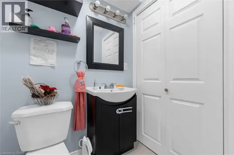 370 Stonehenge Drive Ancaster ON L9K 0H9