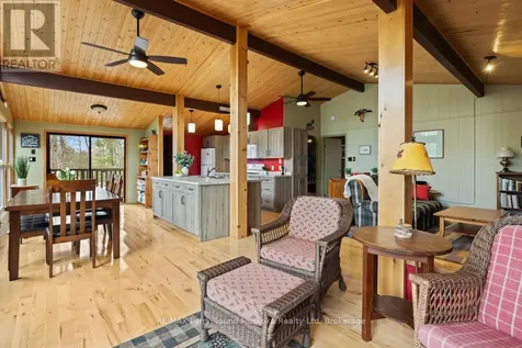 391 Salmon Lake Road Seguin ON P2A 2W8