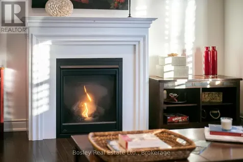 30 Cooper Street Collingwood ON L9Y 0W9
