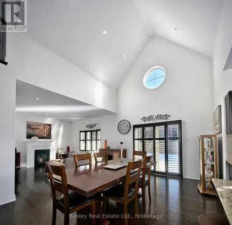 30 Cooper Street Collingwood ON L9Y 0W9