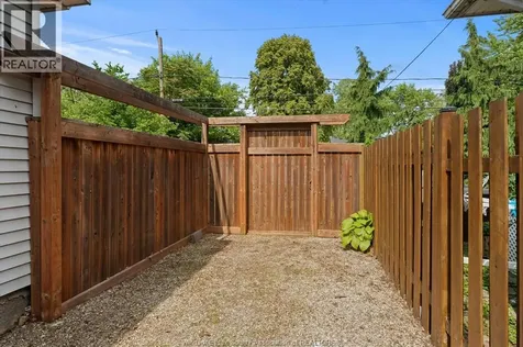 1330 Central Avenue Windsor ON N8Y 3V4