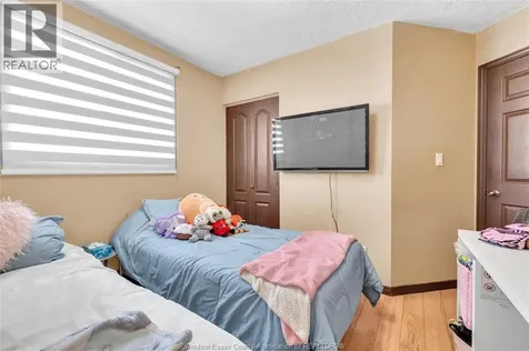 1812 Vicky Circle Windsor ON N8W 5P6