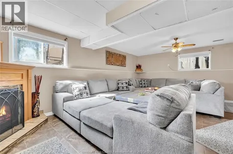1812 Vicky Circle Windsor ON N8W 5P6