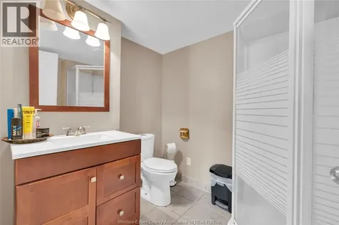 1812 Vicky Circle Windsor ON N8W 5P6