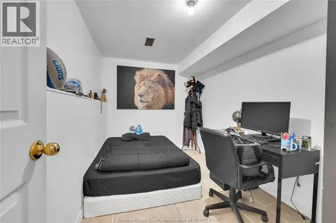 1812 Vicky Circle Windsor ON N8W 5P6
