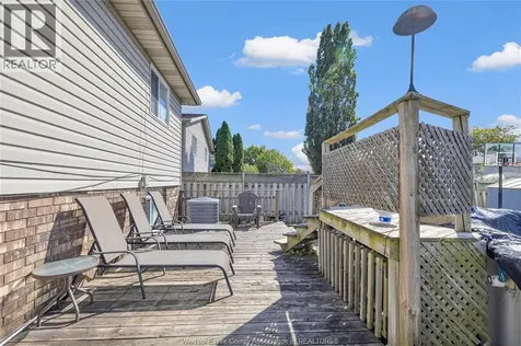 1812 Vicky Circle Windsor ON N8W 5P6