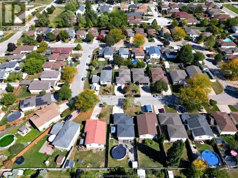 1812 Vicky Circle Windsor ON N8W 5P6