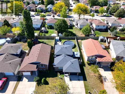 1812 Vicky Circle Windsor ON N8W 5P6